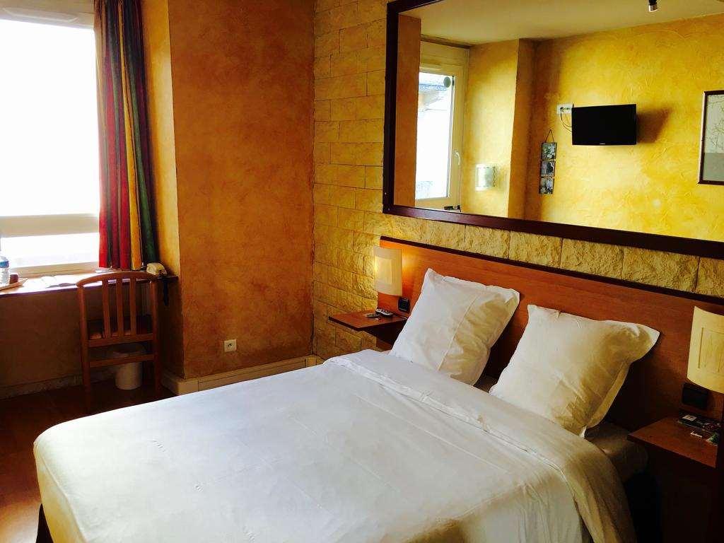 Hotel Bosquet Pau Centre - Self Check In Budget Hotel Rom bilde