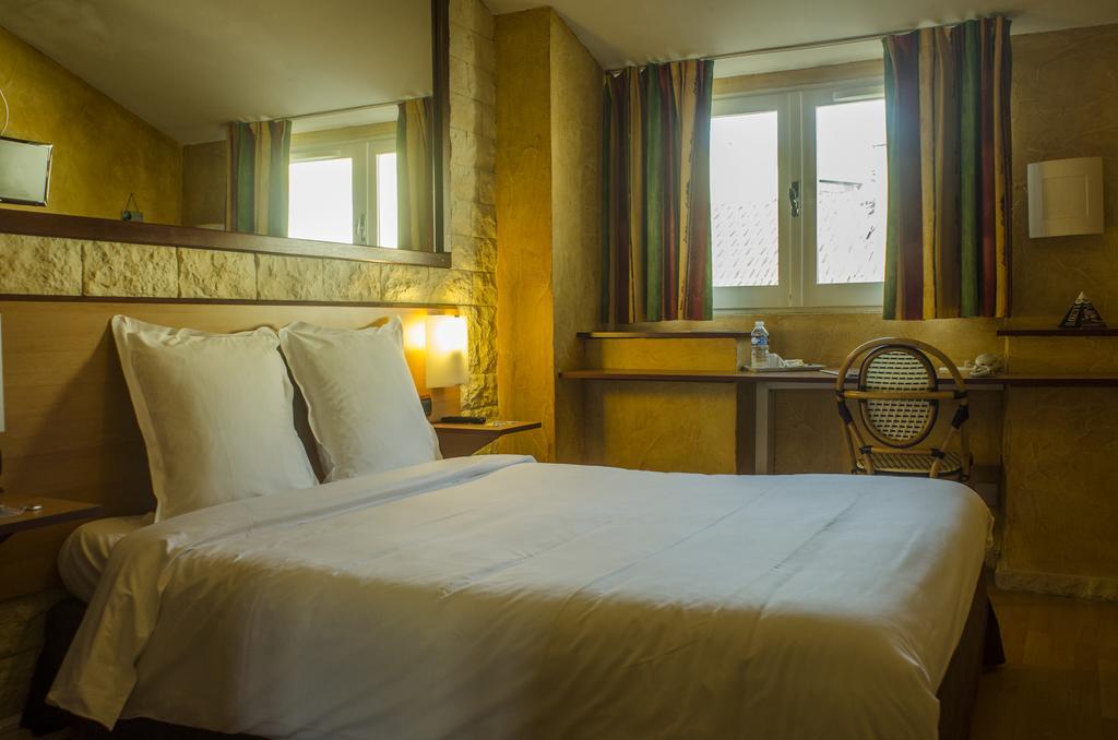 Hotel Bosquet Pau Centre - Self Check In Budget Hotel Rom bilde